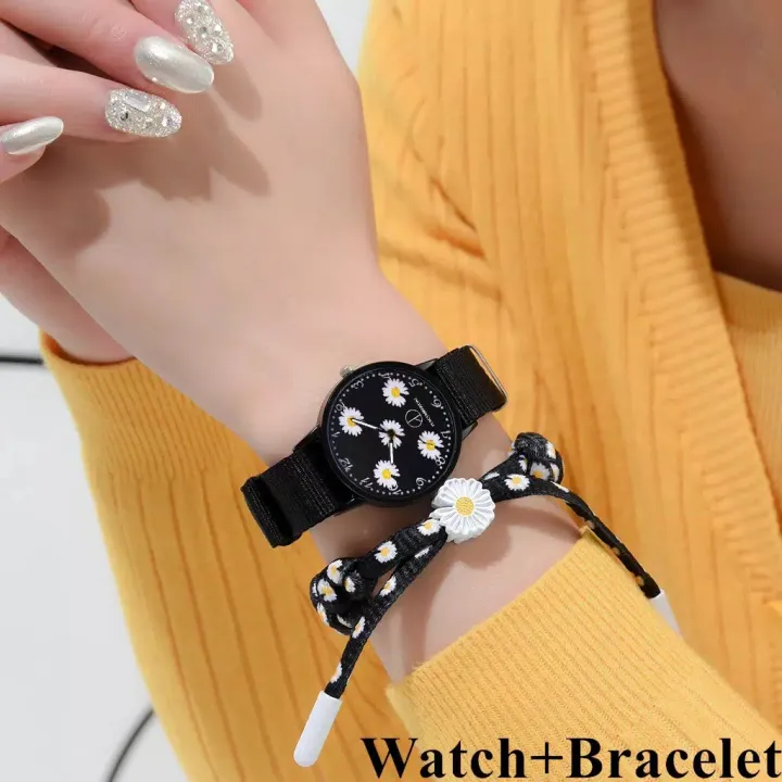 Jam Tangan Quartz Simple Motif Bunga Daisy Kecil Dengan Strap Kanvas Satu Set Gelang Lazada Indonesia