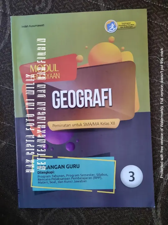 Pegangan Guru Geografi Kelas 12 Smtr 1 2 K13 Rev 2018 - Kharisma - Indah K Cover Kotak Tengah Lazada Indonesia