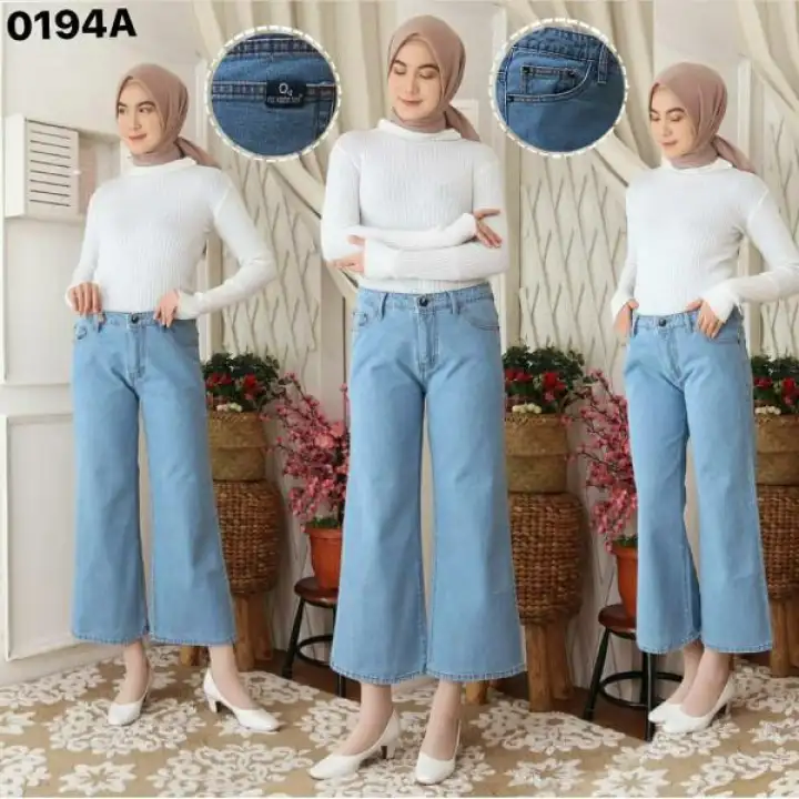 Celana Jeans Boyfriend Kulot Rawis Kulot Jeans Highwaist Boyfriend Rawis Celana Kulot Boyfrined Jeans Celana Jeans Wanita Warna Light Blue Size 27 34 Lazada Indonesia