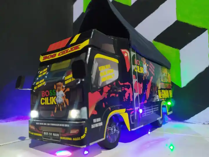Miniatur Truk Miniatur Truk Oleng Miniatur Truk Oleng Remot Miniatur Truk Mainan Anak Anak Lazada Indonesia