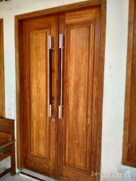 gagang pintu minimalis panjang